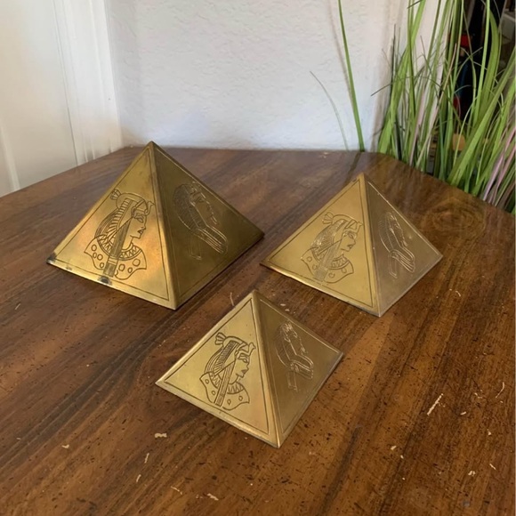 Set Of 3 Vintage Brass Egyptian Pyramids - Picture 7 of 11